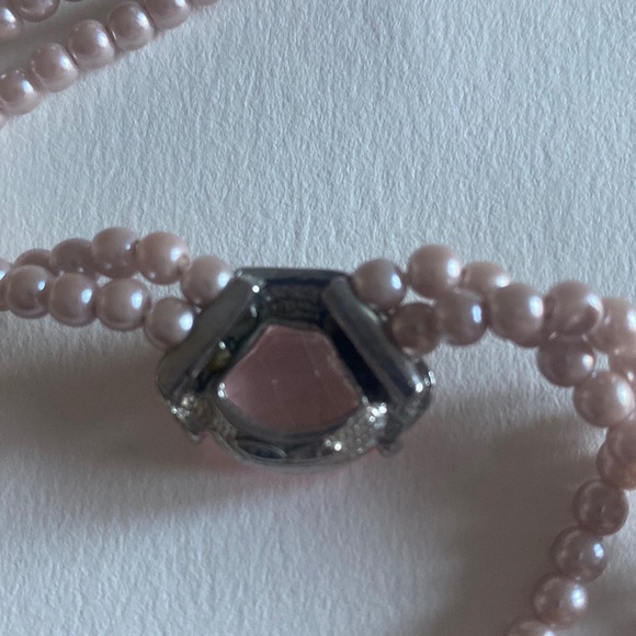 Vintage Avon Pink rhinestones and Faux pink pearl necklace w matching earrings - Picture 11 of 12